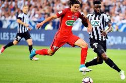 -里昂前锋独造四球，成为本赛季法甲射手榜第一