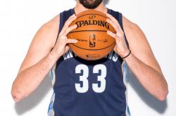 英雄联盟总决赛门票-孟菲斯灰熊队夺得胜利，豪取三连胜的简单介绍