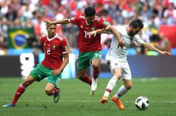 英雄联盟总决赛2025-摩洛哥逆转波兰，加维带队取胜