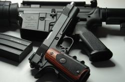 英雄联盟总决赛直播-京韵与蜂鸣，班凯罗成为颠覆性力量班凯罗在龙与蜂对决中崛起为决定性力量