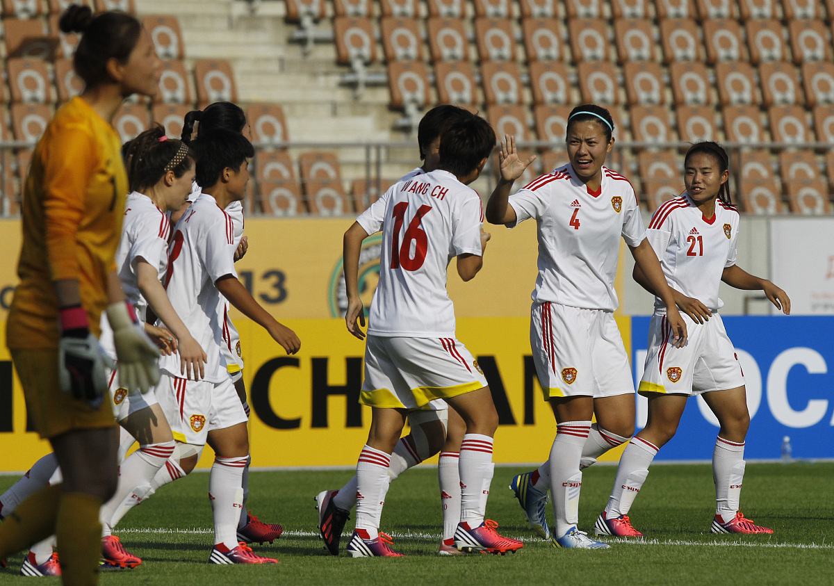 伊朗球队在比赛中展现强大实力 伊朗球队在比赛中展现强大实力