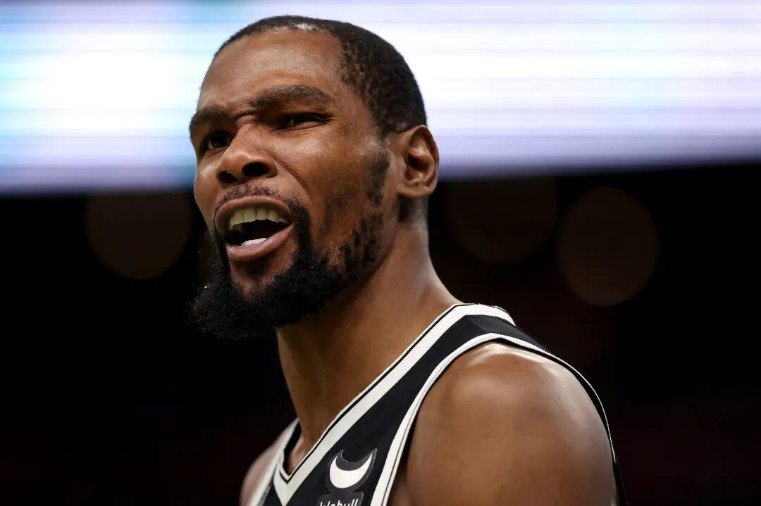 篮网逆转战胜湖人,杜兰特发挥稳定 篮网逆转战胜湖人,杜兰特发挥稳定