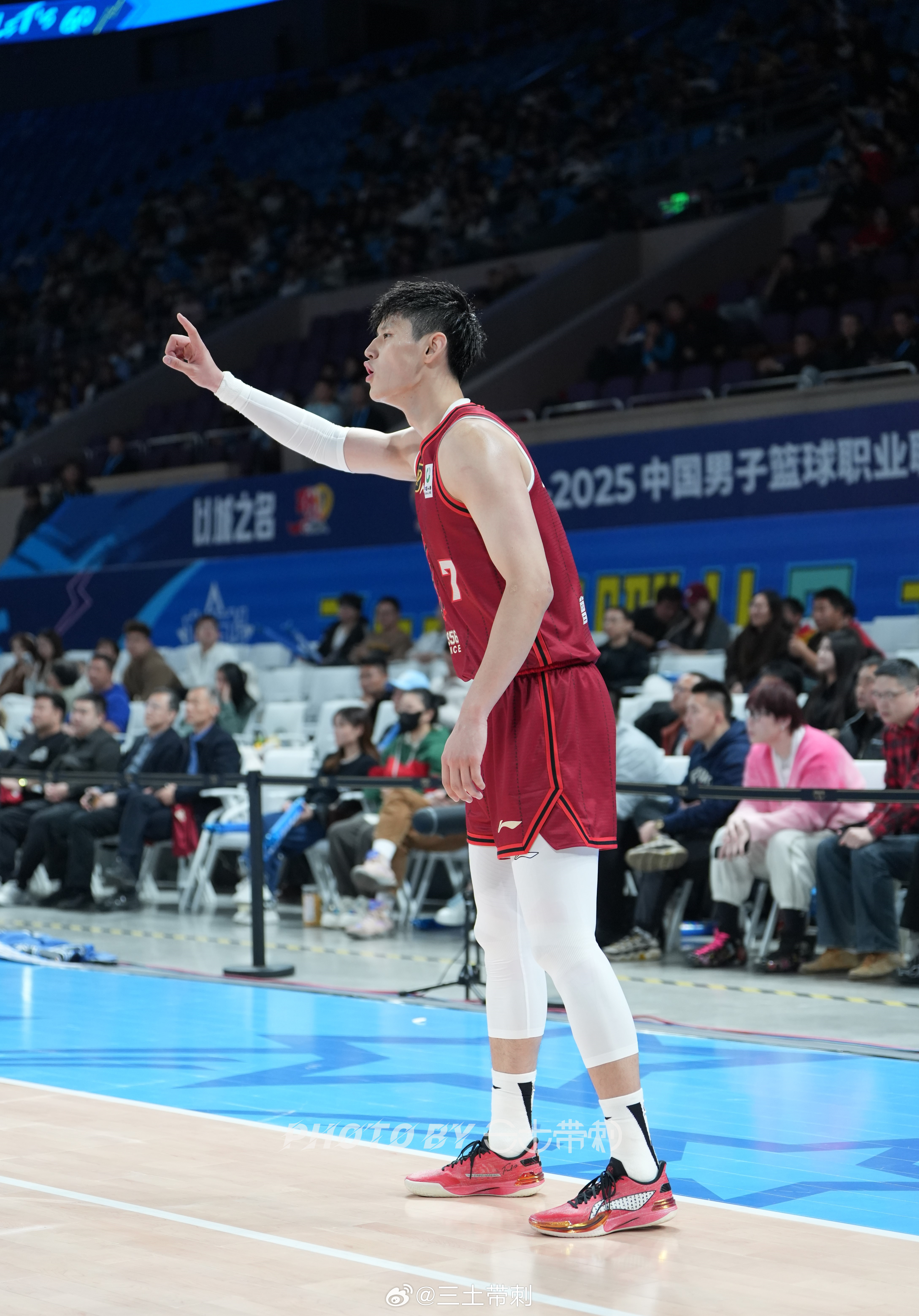 天津男篮连胜三场,士气高涨备战下一轮比赛的简单介绍 天津男篮连胜三场,士气高涨备战下一轮比赛的简单介绍