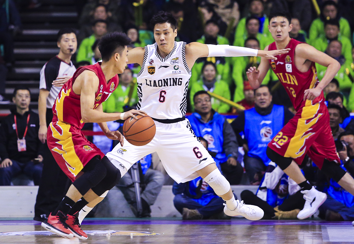 山东队在主场不敌辽宁男篮遭遇失败 山东队在主场不敌辽宁男篮遭遇失败