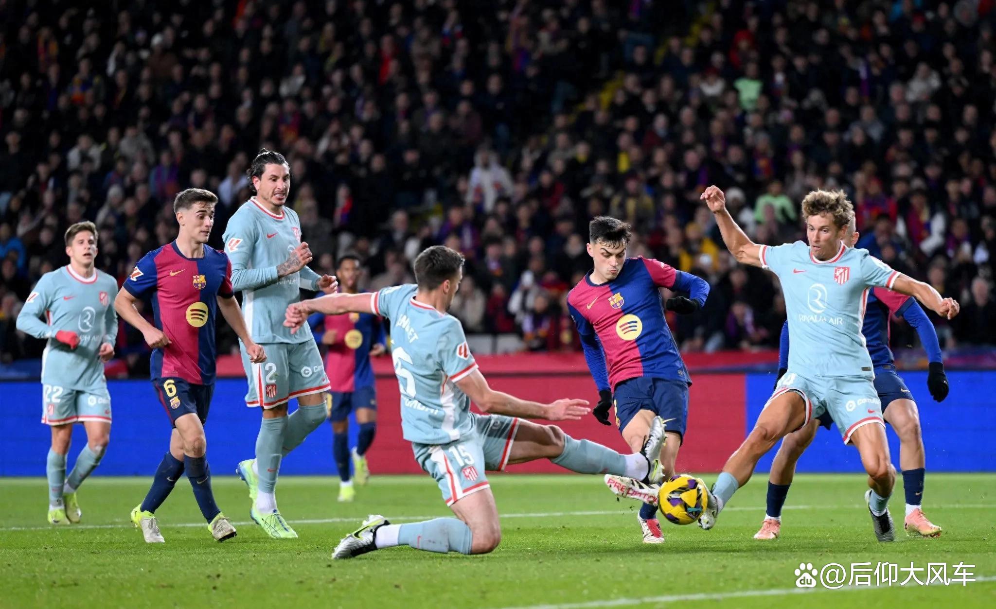 那不勒斯险胜阿森纳,穆勒点燃赛场 那不勒斯险胜阿森纳,穆勒点燃赛场