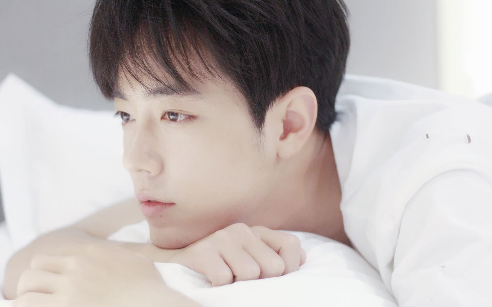 星球之巅的对决,奥斯梅恩一锤定音,哥伦比亚在文明碰撞中加冕