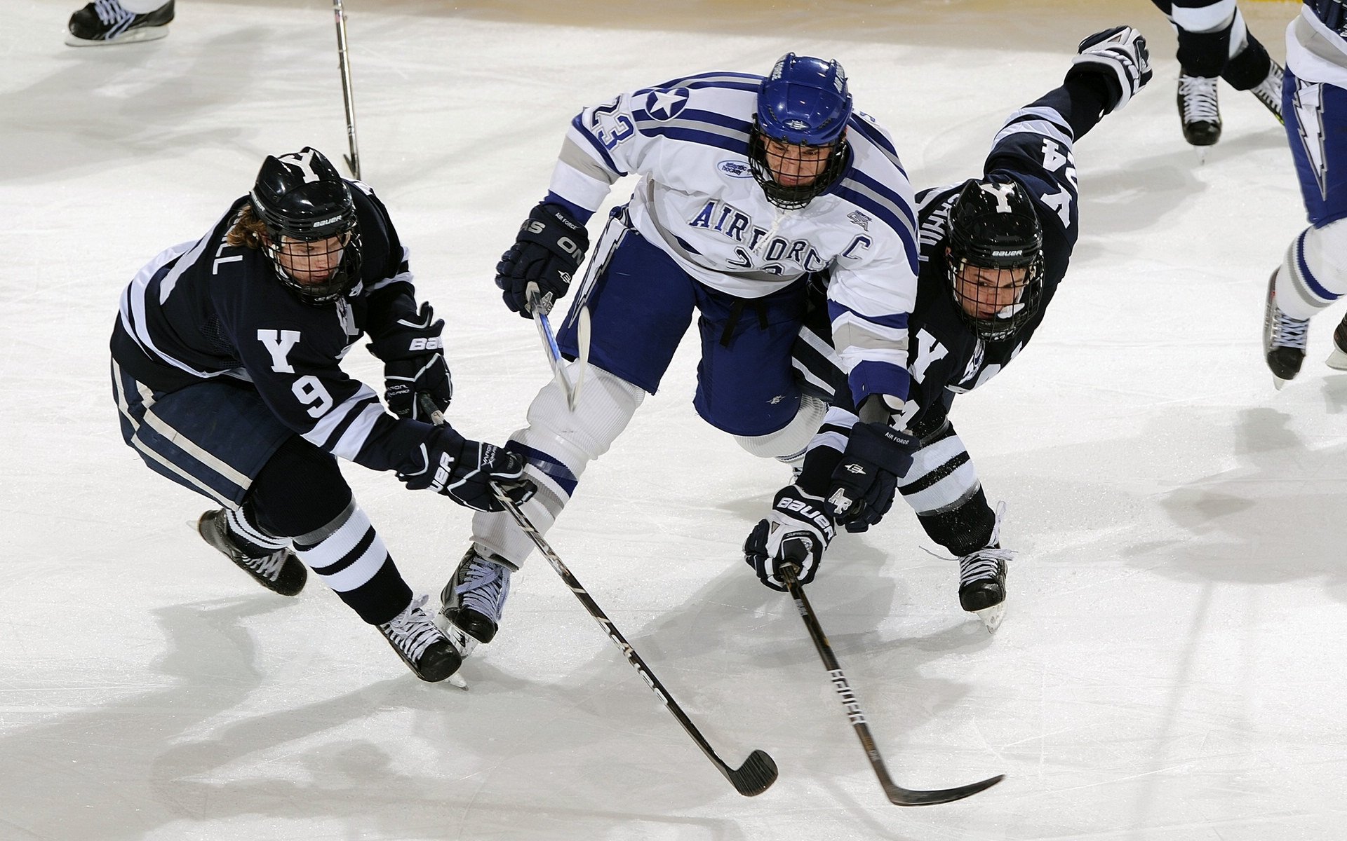 一夫当关,当莱万统治欧冠时,巴西正以桑巴之名接管土耳其