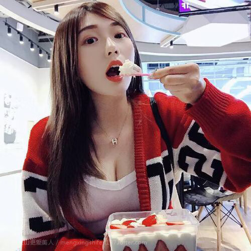 慕尼黑闪电战，阿克双响炮击溃乌克兰堡垒