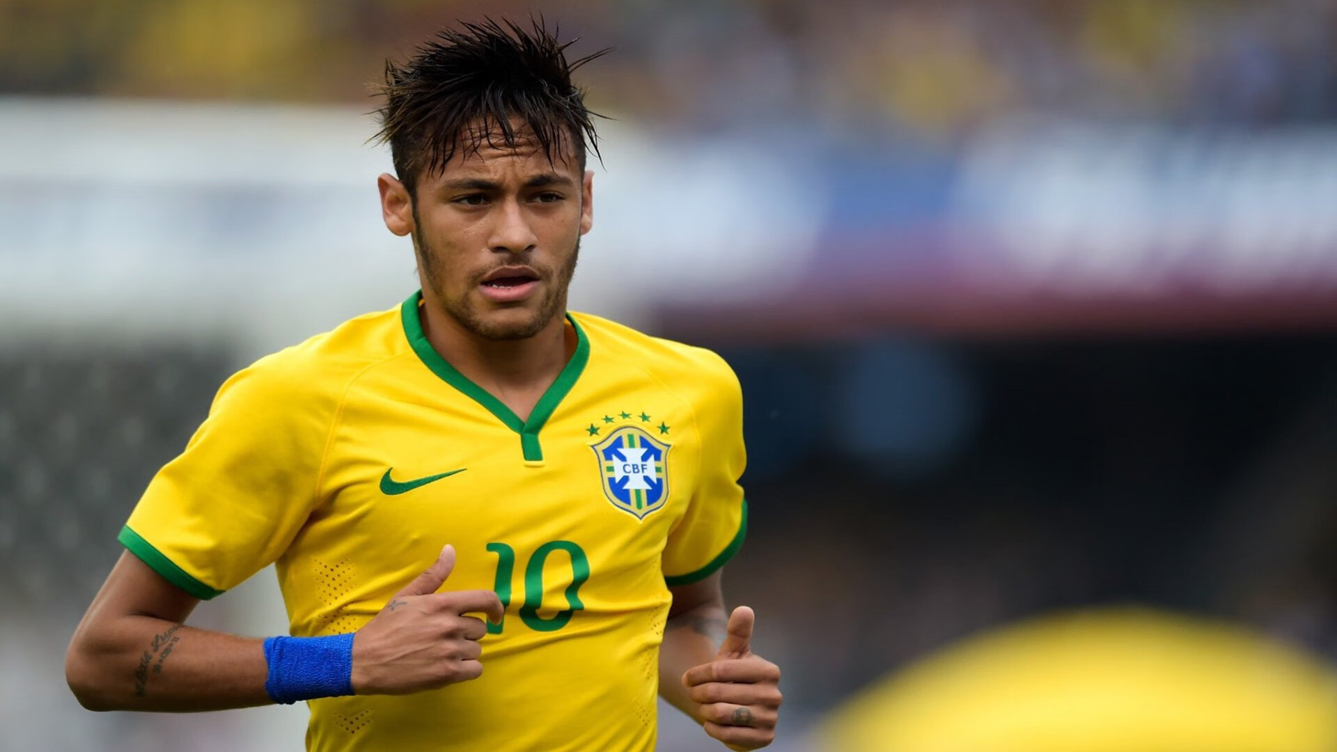 破壁时刻，当范戴克的铜墙铁壁遇见橄榄球的粉碎艺术