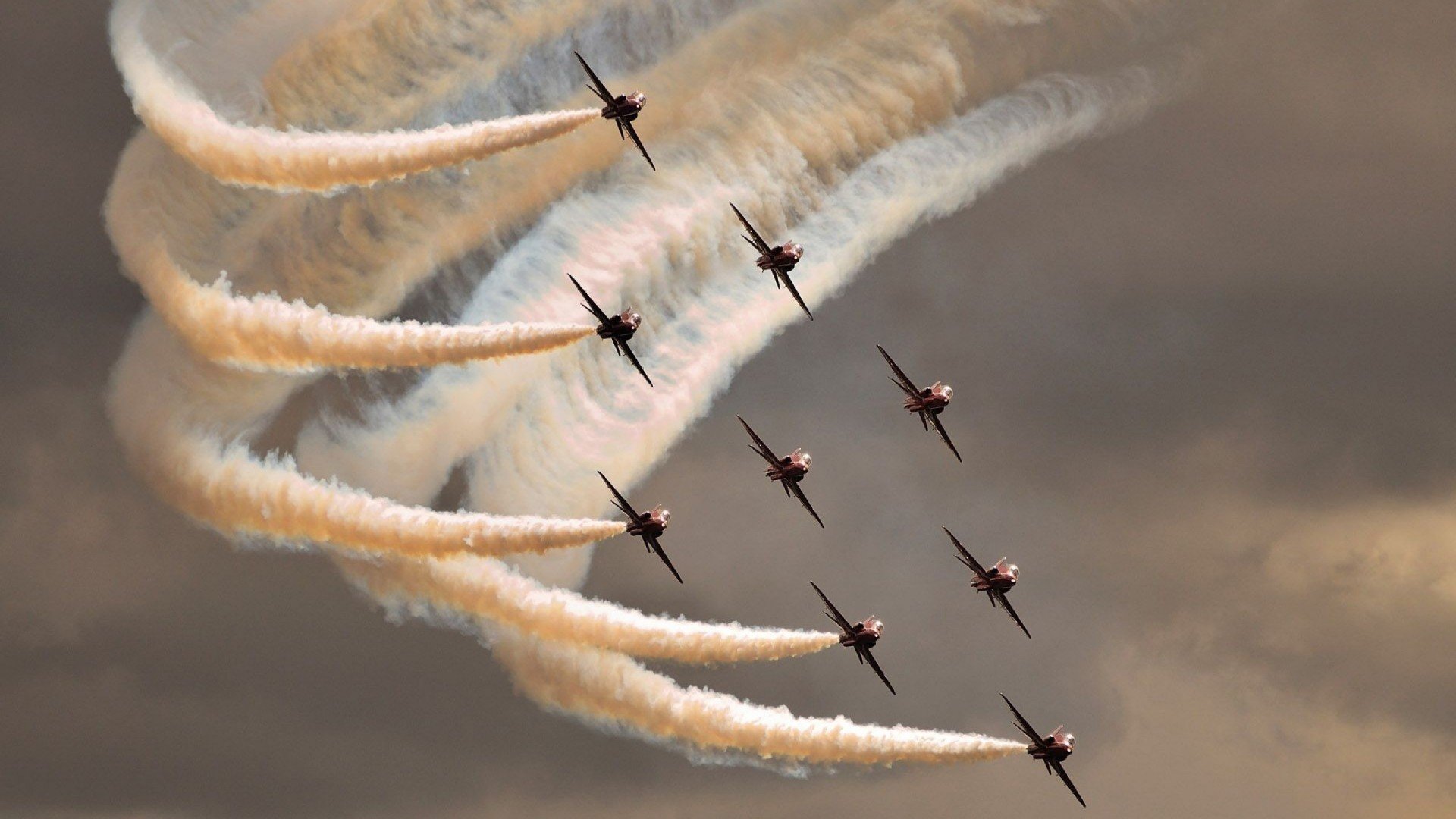 弑君者，当伦纳德的沉默暴政碾过骑士的残响