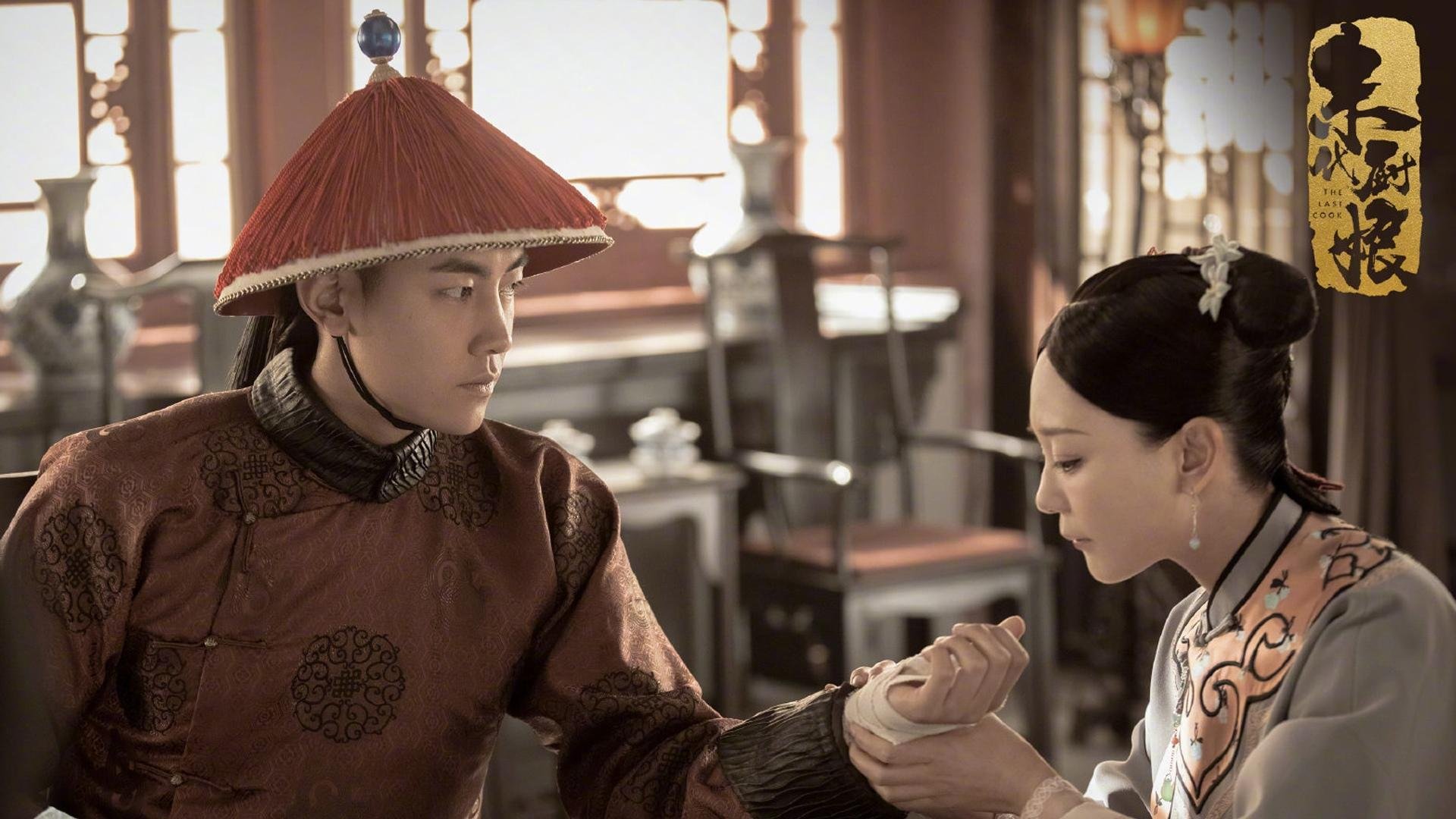 沙漠绿洲的黄昏，丹麦绝杀阿联酋，登贝莱的魔幻时刻与中场铁幕
